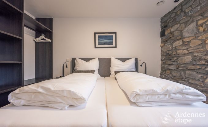 Exceptional stay in a luxury villa in Butgenbach: 18 people, indoor pool, sauna, in the heart of the Ardennes