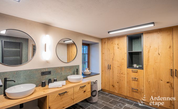 Exceptional holiday villa in B�tgenbach for 10 people with swimming pool