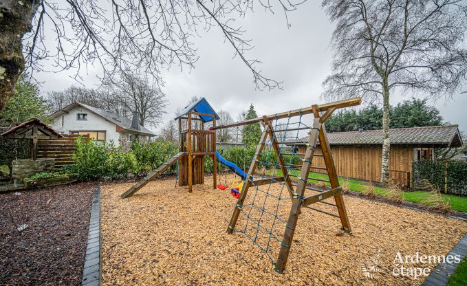 Exceptional holiday villa in B�tgenbach for 10 people with swimming pool