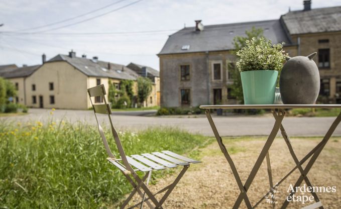 Charming holiday home for 4 - 6 people in Chassepierrre.