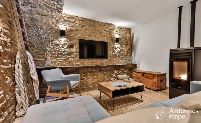 Holiday cottage in Chassepierre for 4/6 persons in the Ardennes