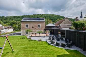 Unique loft for 24 people in Chaudfontaine, 10 bedrooms, sauna, jacuzzi, private garden in the Ardennes