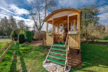 Caravan in Chimay for your holiday in the Ardennes with Ardennes-Etape