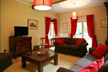 Cozy holiday home for 4 people in Ciney with private garden and wood stove