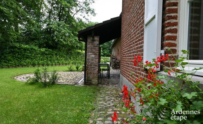 Beautiful 3.5-star rental holiday house for 4 persons near Ciney