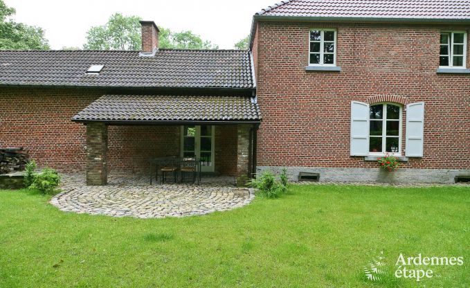 Cozy holiday home for 4 people in Ciney with private garden and wood stove