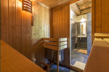 Holiday cottage in Couvin for 15 persons in the Ardennes