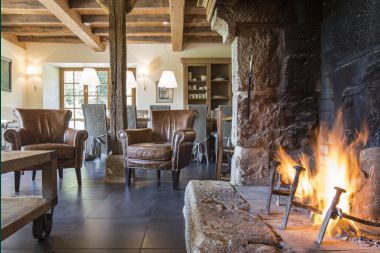 Holiday cottage in Couvin for 15 persons in the Ardennes