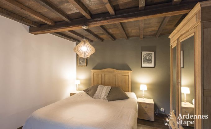Beautiful cottage for 15 people with sauna in Daverdisse 