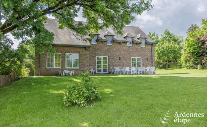 Holiday cottage in Daverdisse for 13/14 persons in the Ardennes