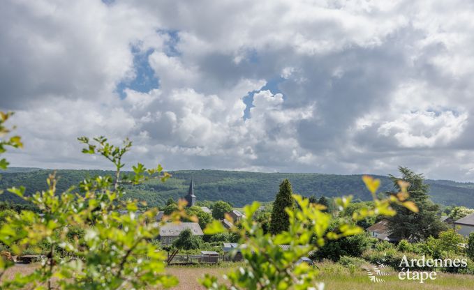 Holiday cottage in Daverdisse for 13/14 persons in the Ardennes