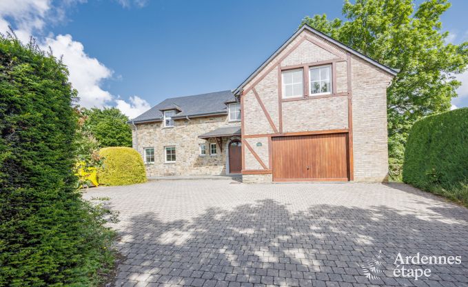 Holiday cottage in Daverdisse for 13/14 persons in the Ardennes