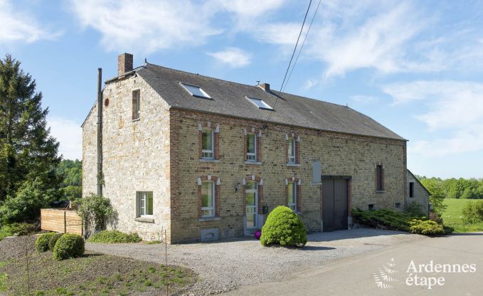 Holiday cottage in Dinant for 8 persons in the Ardennes