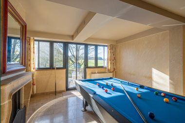 Holiday cottage in Dinant for 20 persons in the Ardennes