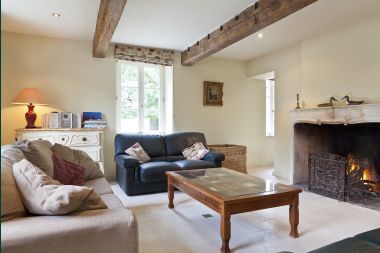 Holiday cottage in Dinant for 14 persons in the Ardennes