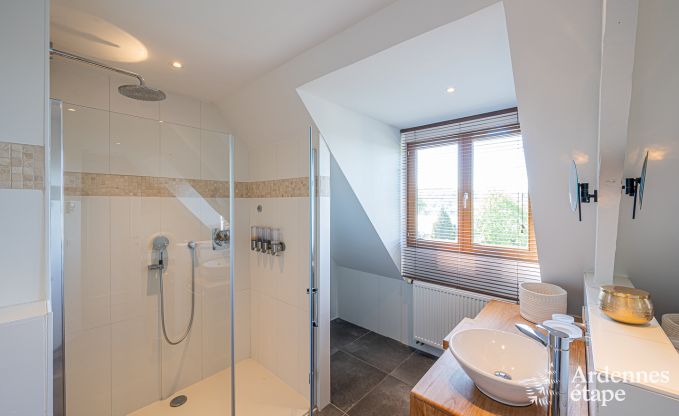 Holiday cottage in Dinant for 8/9 persons in the Ardennes