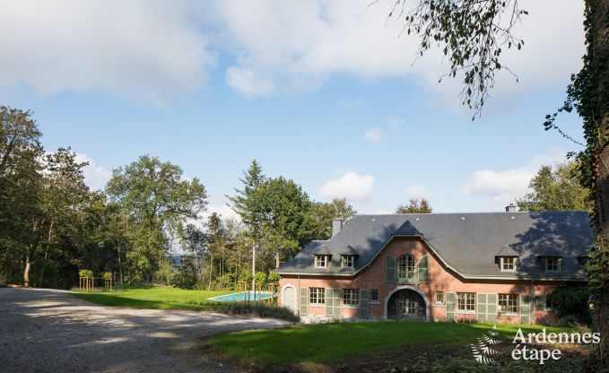 Spacious holiday home with swimming pool in Dinant, Ardennes