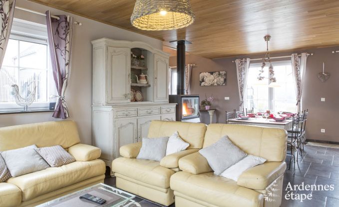 Holiday cottage with wellness room for 8 pers. in Doische, dogs allowed