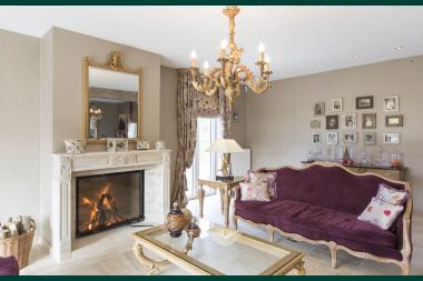 Luxury villa for 8 people in Doische: infrared cabin, jacuzzi, cassette fireplace, pond, and private garden