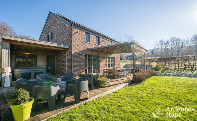 Luxury villa in Durbuy (Heyd) for 12 persons in the Ardennes