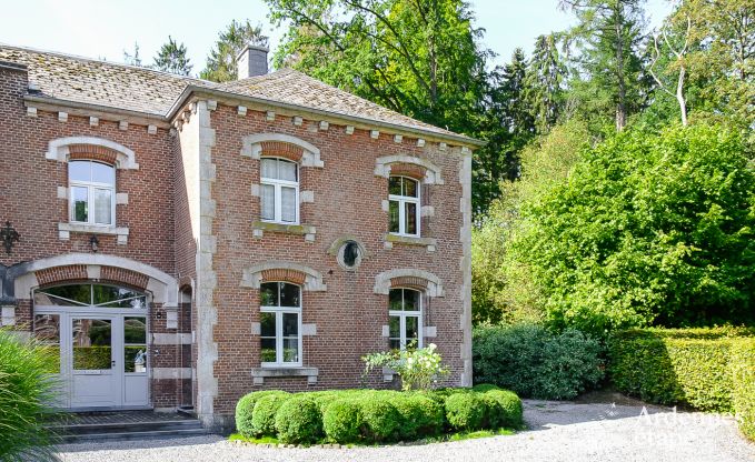Castle in Durbuy for 15 persons in the Ardennes