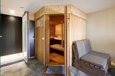 Castle in Durbuy for 26 persons in the Ardennes