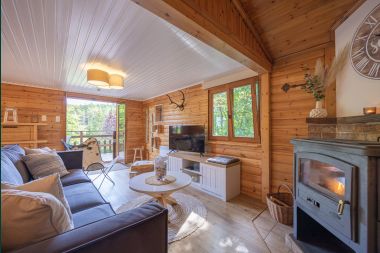 Chalet in Durbuy for 4/8 persons in the Ardennes