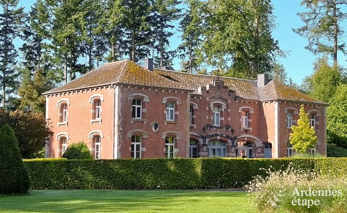 Dependence of castle converted into holiday cottage for 6 persons