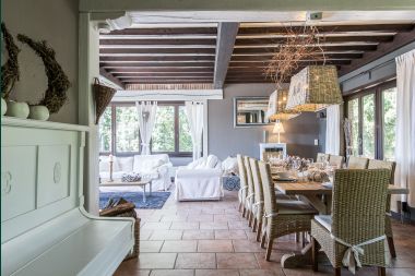 Holiday cottage in Durbuy for 9 persons in the Ardennes