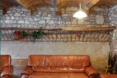 Spacious holiday home in Durbuy: 26 people, 9 bedrooms, heart of the Ardennes