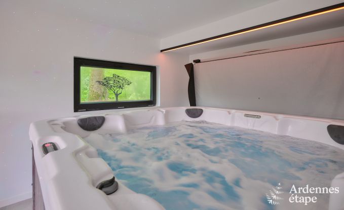 Holiday home with jacuzzi and modern interior in Durbuy, ideal for 2 couples or family of 4
