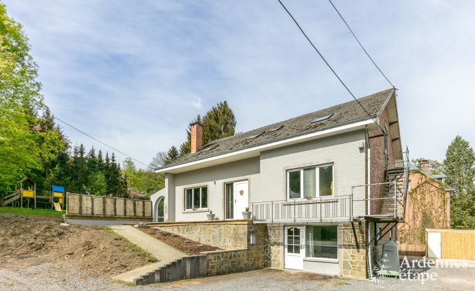 Holiday home for 21 people near Durbuy in the Ardennes
