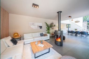 Spacious villa for 8 people in Durbuy with sauna, hot tub and private garden