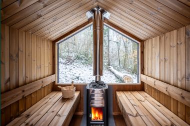 Luxury villa in Durbuy: enjoy wellness, art and nature for 8 people