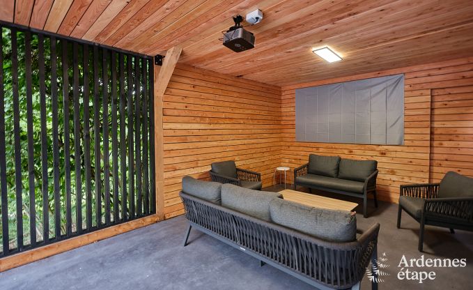 Luxevilla in Durbuy for 8 people with jacuzzi, sauna, covered terrace and private garden