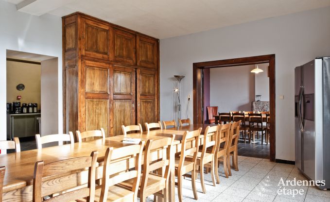 Spacious holiday home in Durbuy: 26 people, 9 bedrooms, heart of the Ardennes