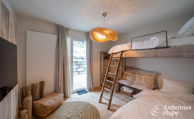 Luxury villa in Durbuy: enjoy wellness, art and nature for 8 people