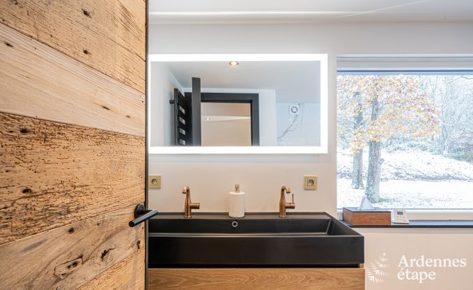 Luxury villa in Durbuy: enjoy wellness, art and nature for 8 people