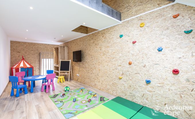 Luxury villa in Durbuy for 14 persons in the Ardennes