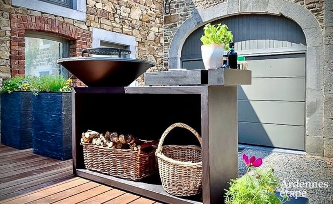 Holiday cottage in Erez�e for 6/8 persons in the Ardennes