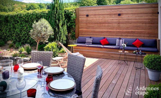 Holiday cottage in Erez�e for 6/8 persons in the Ardennes