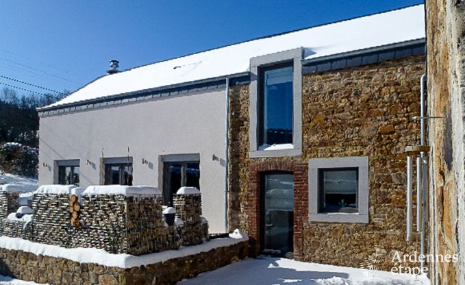 Holiday cottage in Erez�e for 6/8 persons in the Ardennes