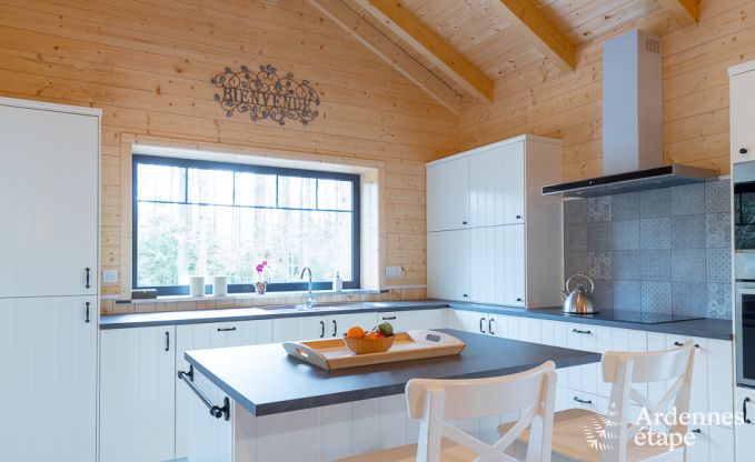 Chalet for a 3.5-star stay with every comfort for 6 guests with a sauna in Erezée