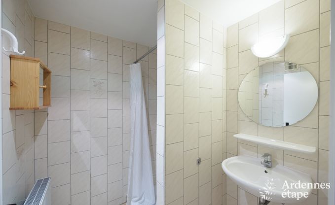 Holiday home in Erez�e for 20 athletes in the Ardennes