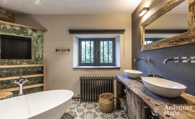 Luxury villa in Erez�e for 25 persons in the Ardennes