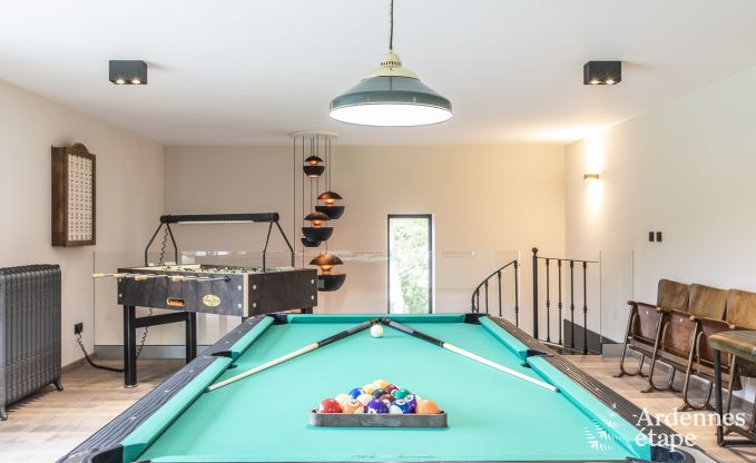 Luxury villa in Erez�e for 25 persons in the Ardennes