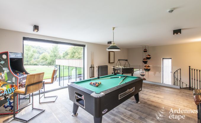 Luxury villa in Erez�e for 25 persons in the Ardennes