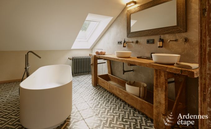 Luxurious villa in Erez�e with 9 bedrooms, 9 bathrooms, indoor pool, sauna and large garden for 24 people