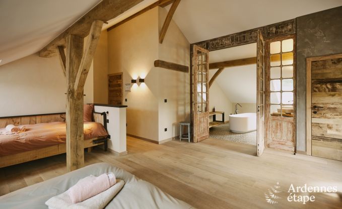 Luxurious villa in Erez�e with 9 bedrooms, 9 bathrooms, indoor pool, sauna and large garden for 24 people