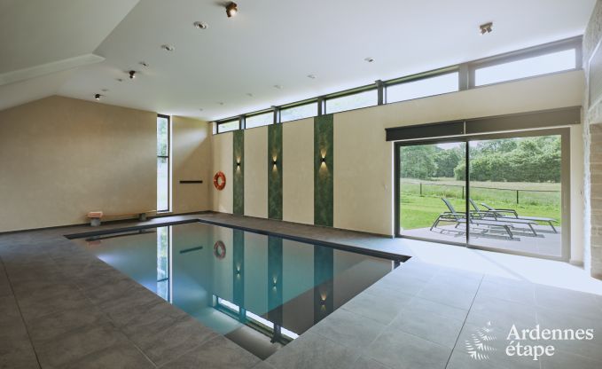 Luxurious villa in Erez�e with 9 bedrooms, 9 bathrooms, indoor pool, sauna and large garden for 24 people